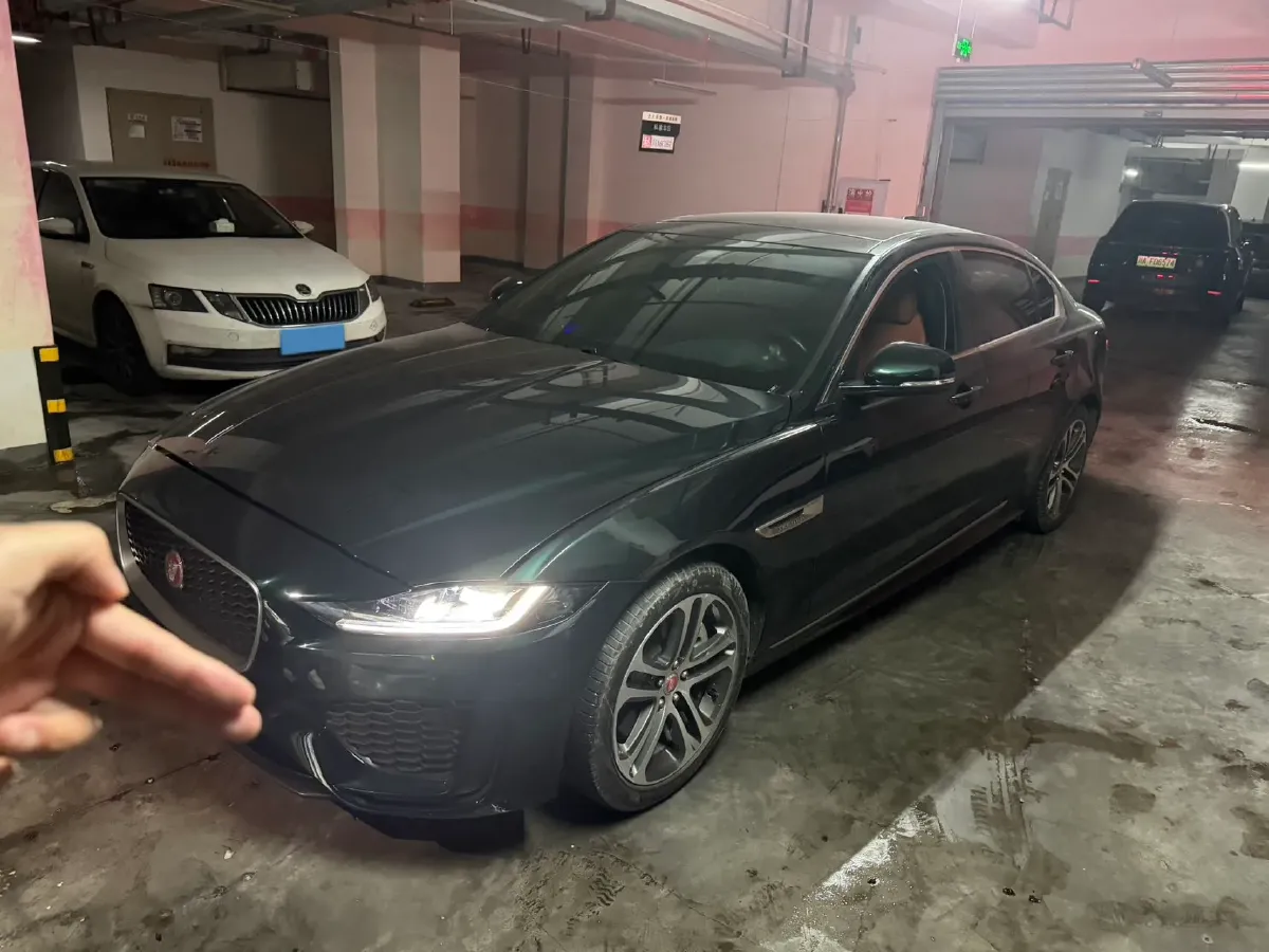 2023 Jaguar XEL 2.0T 250HP L4 8AT,autocango,china used car exporter,china ev exporter,chinese used car exporter,chinese used ev exporter