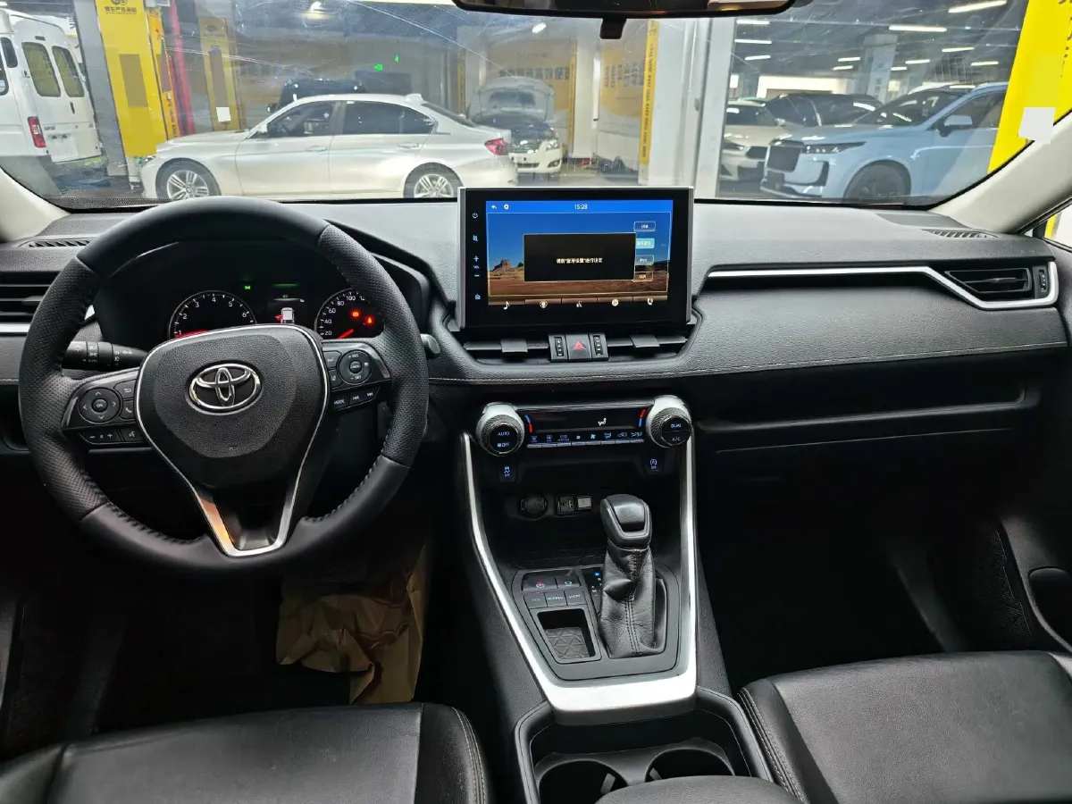 2023 Toyota Wildlander 2.0L 171HP L4 CVT,autocango,china used car exporter,china ev exporter,chinese used car exporter,chinese used ev exporter