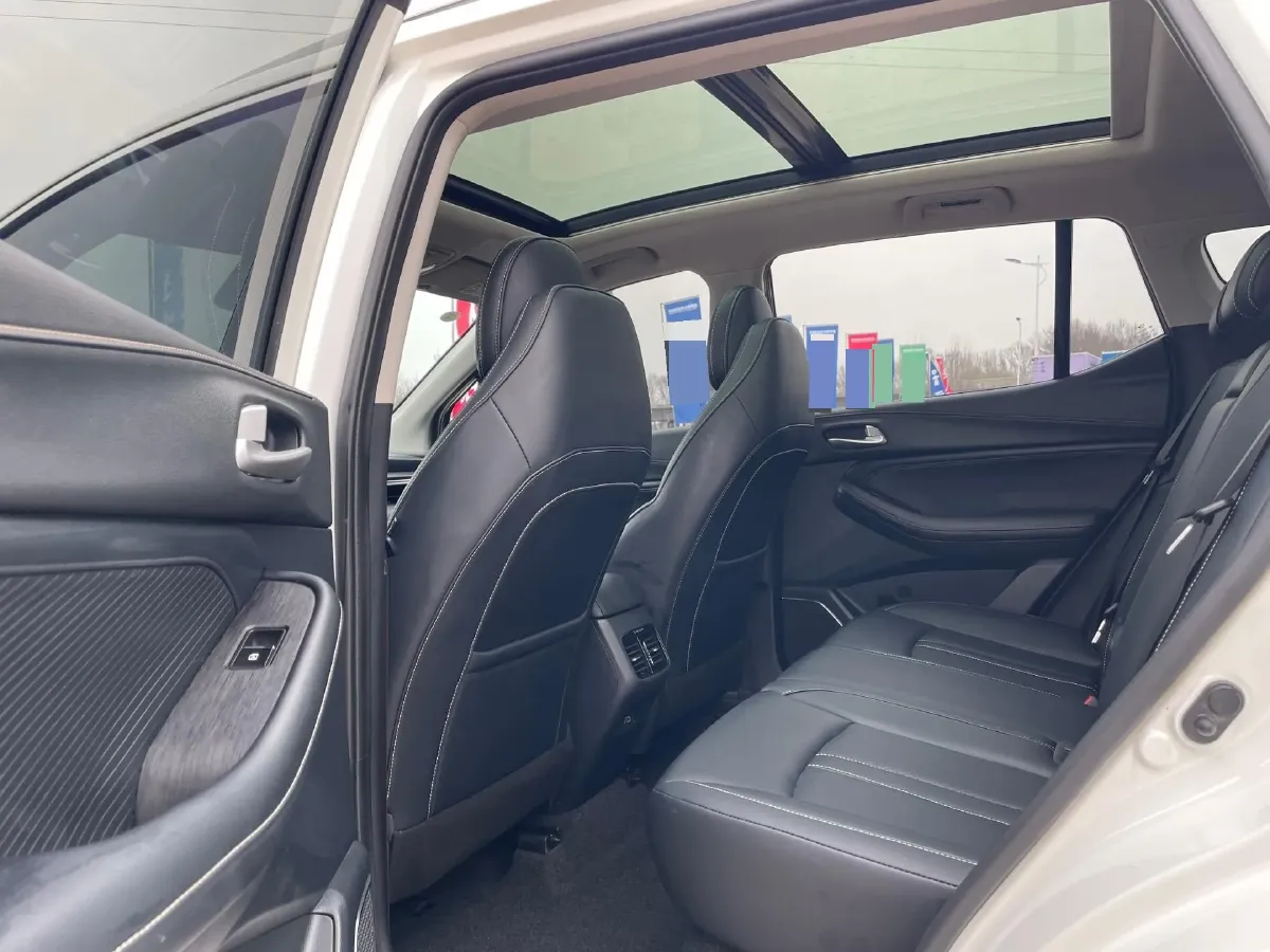 2022 GAC Trumpchi GS4 1.5T 169HP L4 6AT,autocango,china used car exporter,china ev exporter,chinese used car exporter,chinese used ev exporter