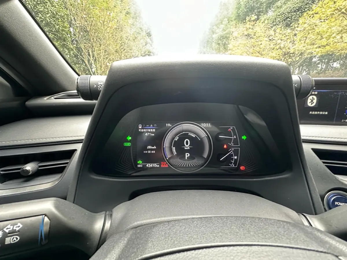 2020 Lexus UX 2.0L 146HP L4 E-CVT Hybrid,autocango,china used car exporter,china ev exporter,chinese used car exporter,chinese used ev exporter