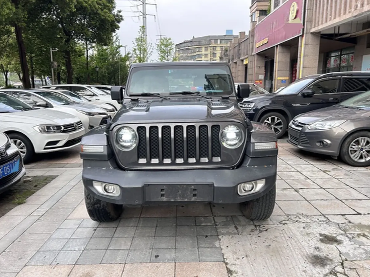2019 Jeep Wrangler 2.0T 266HP L4 8AT,autocango,china used car exporter,china ev exporter,chinese used car exporter,chinese used ev exporter