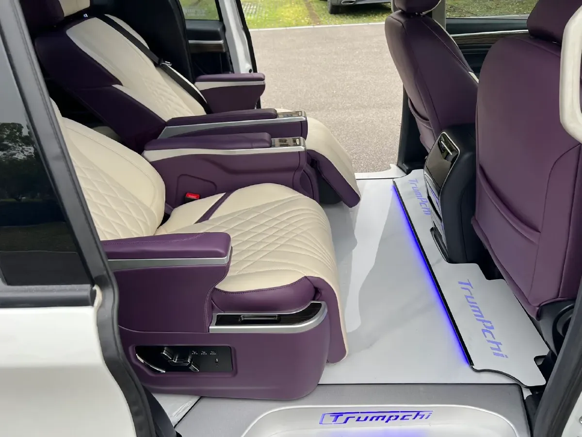 2023 GAC Trumpchi M8 2.0T 252HP L4 8AT,autocango,china used car exporter,china ev exporter,chinese used car exporter,chinese used ev exporter