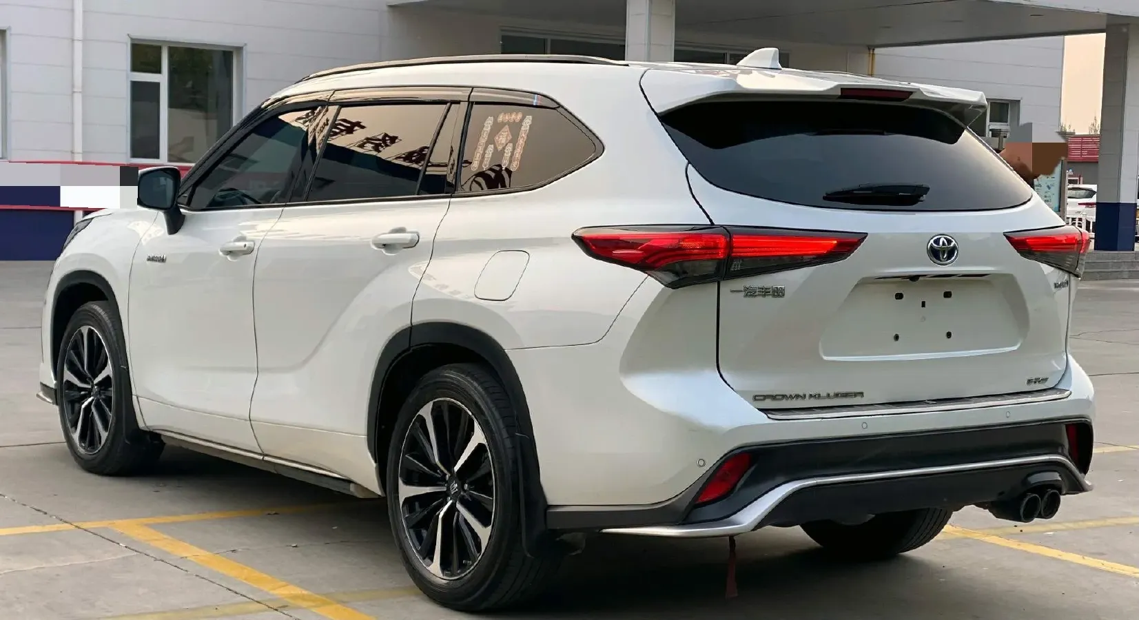 2022 Toyota Crown Kluger 2.5L 192HP L4 E-CVT Hybrid,autocango,china used car exporter,china ev exporter,chinese used car exporter,chinese used ev exporter