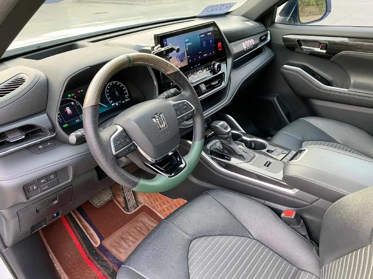 2022 Toyota Crown Kluger 2.5L 192HP L4 E-CVT Hybrid,autocango,china used car exporter,china ev exporter,chinese used car exporter,chinese used ev exporter