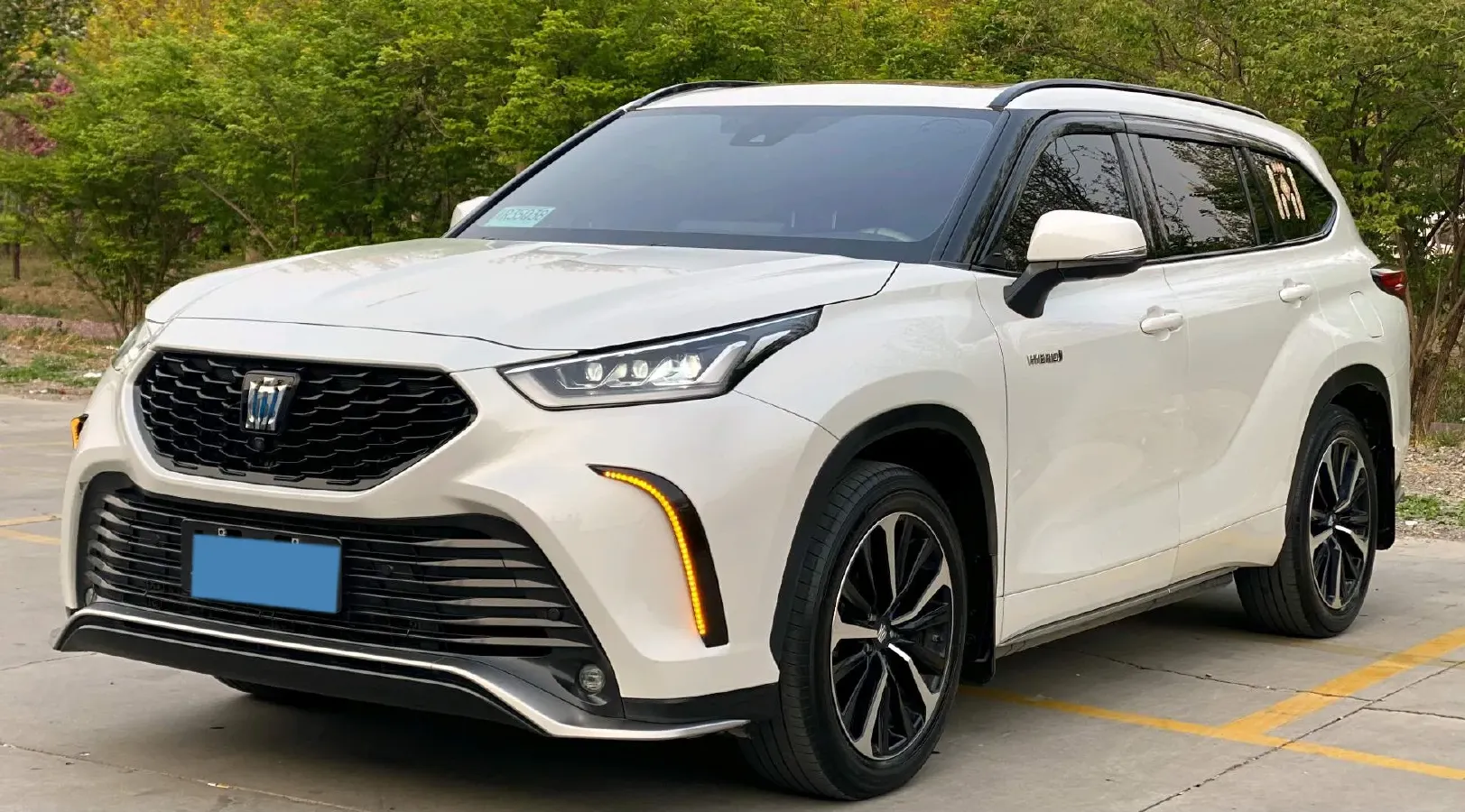 2022 Toyota Crown Kluger 2.5L 192HP L4 E-CVT Hybrid,autocango,china used car exporter,china ev exporter,chinese used car exporter,chinese used ev exporter