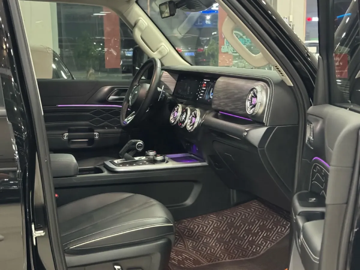 2023 Tank 300 2.0T 227HP L4 8AT,autocango,china used car exporter,china ev exporter,chinese used car exporter,chinese used ev exporter