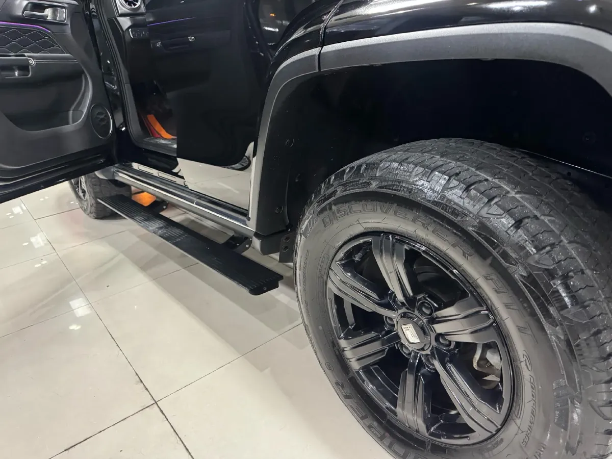 2023 Tank 300 2.0T 227HP L4 8AT,autocango,china used car exporter,china ev exporter,chinese used car exporter,chinese used ev exporter