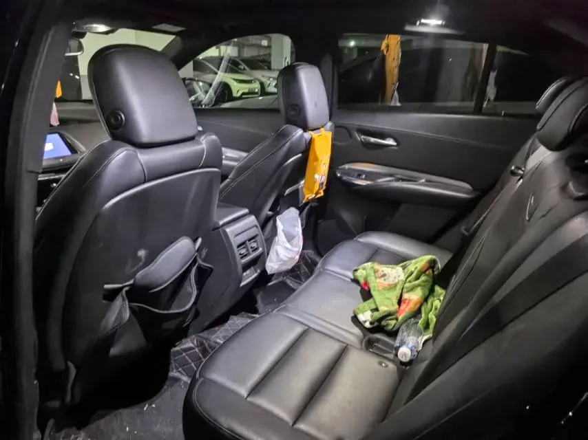 2021 Cadillac XT4 2.0T 237HP L4 9AT,autocango,china used car exporter,china ev exporter,chinese used car exporter,chinese used ev exporter