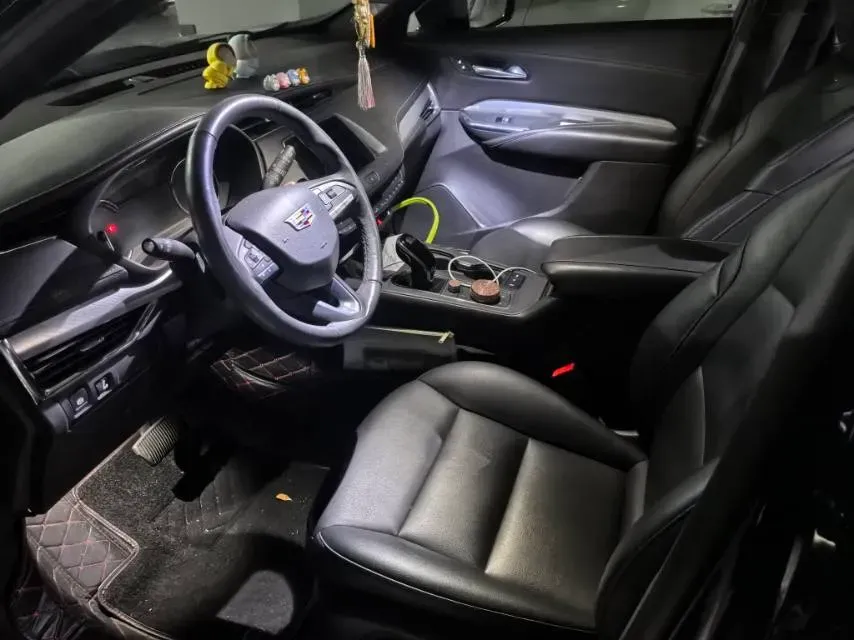 2021 Cadillac XT4 2.0T 237HP L4 9AT,autocango,china used car exporter,china ev exporter,chinese used car exporter,chinese used ev exporter