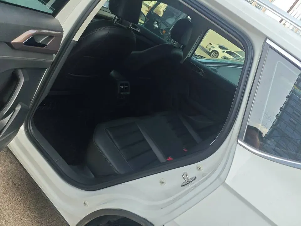 2022 Volkswagen Tharu 1.4T 150HP L4 7DCT,autocango,china used car exporter,china ev exporter,chinese used car exporter,chinese used ev exporter