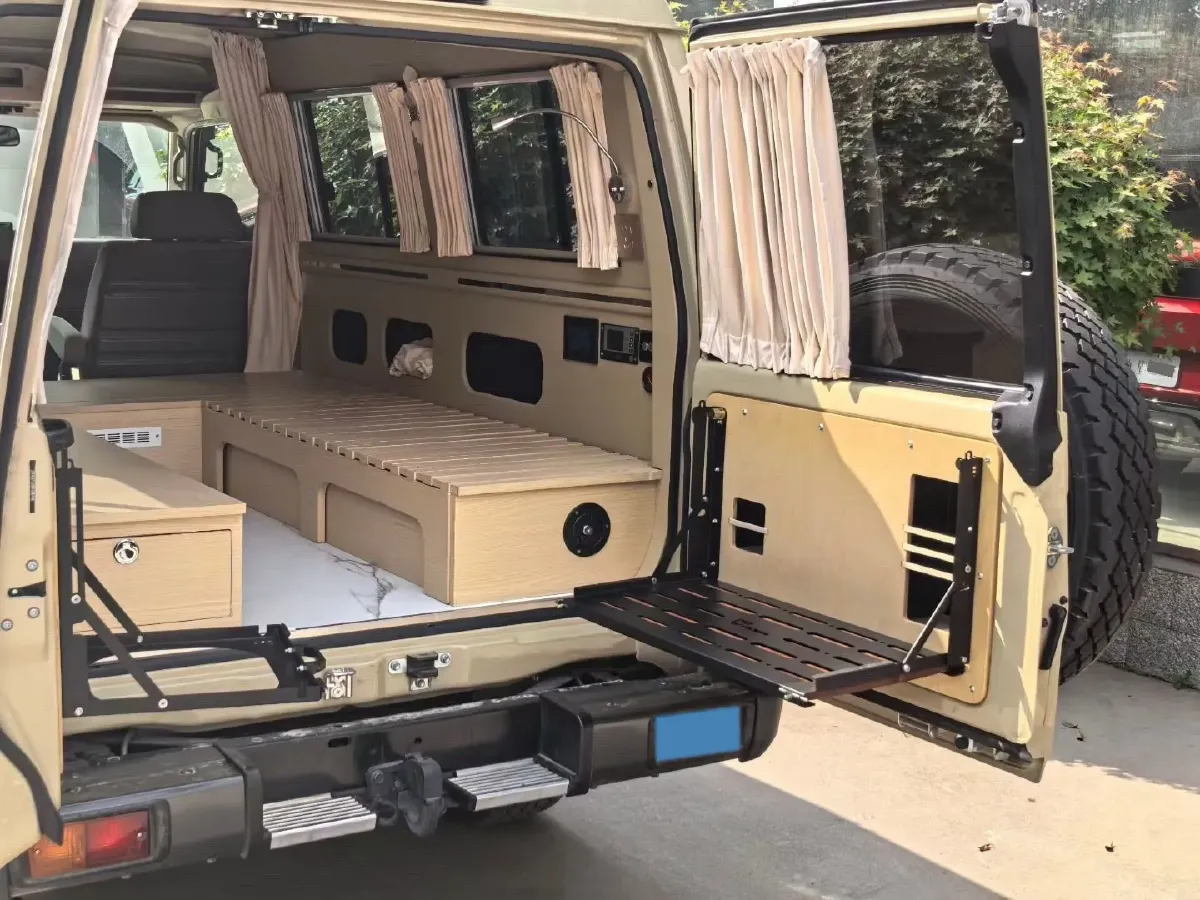 2024 Land Rover Range Rover Velar 2.0T 250HP L4 8AT,autocango,china used car exporter,china ev exporter,chinese used car exporter,chinese used ev exporter