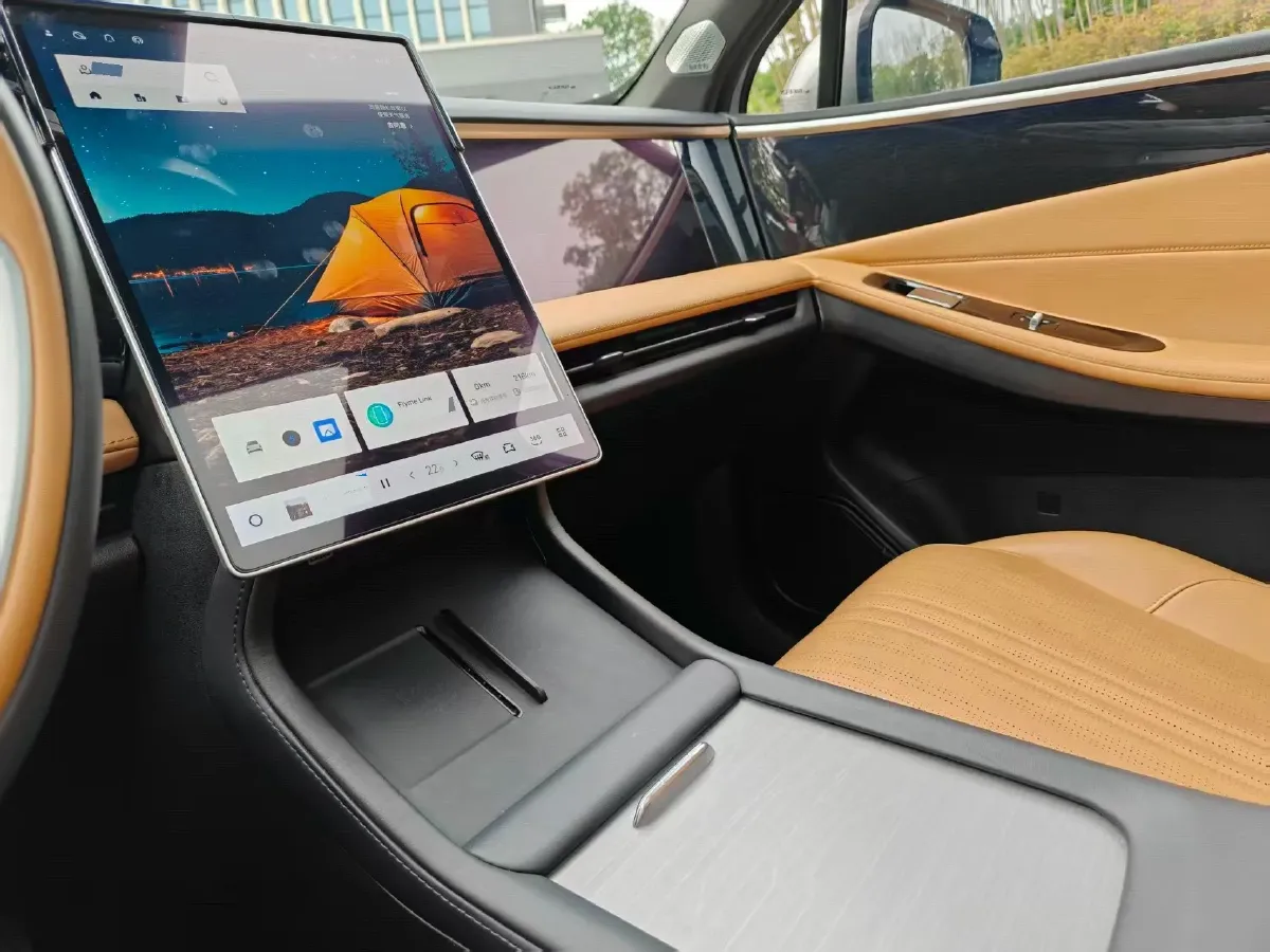 2023 Geely Galaxy L7 1.5T 163HP L4 3DHT PHEV 18.7KWH,autocango,china used car exporter,china ev exporter,chinese used car exporter,chinese used ev exporter