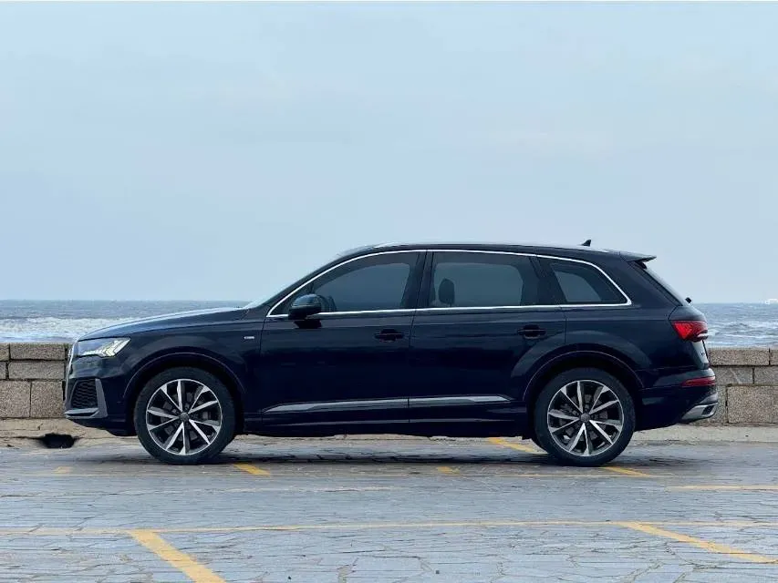 2020 Audi Q7 3.0T 340HP V6 8AT,autocango,china used car exporter,china ev exporter,chinese used car exporter,chinese used ev exporter