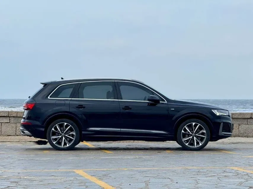 2020 Audi Q7 3.0T 340HP V6 8AT,autocango,china used car exporter,china ev exporter,chinese used car exporter,chinese used ev exporter