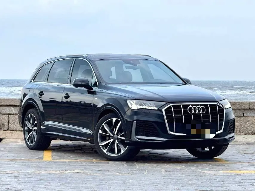 2020 Audi Q7 3.0T 340HP V6 8AT,autocango,china used car exporter,china ev exporter,chinese used car exporter,chinese used ev exporter