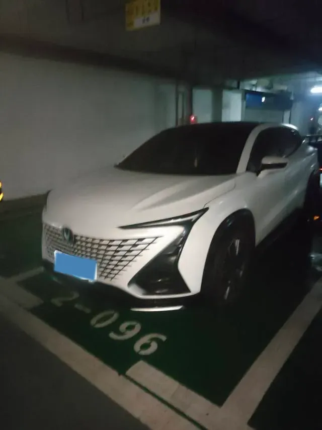 2023 ChangAn UNI-T 1.5T 188HP L4 7DCT,autocango,china used car exporter,china ev exporter,chinese used car exporter,chinese used ev exporter