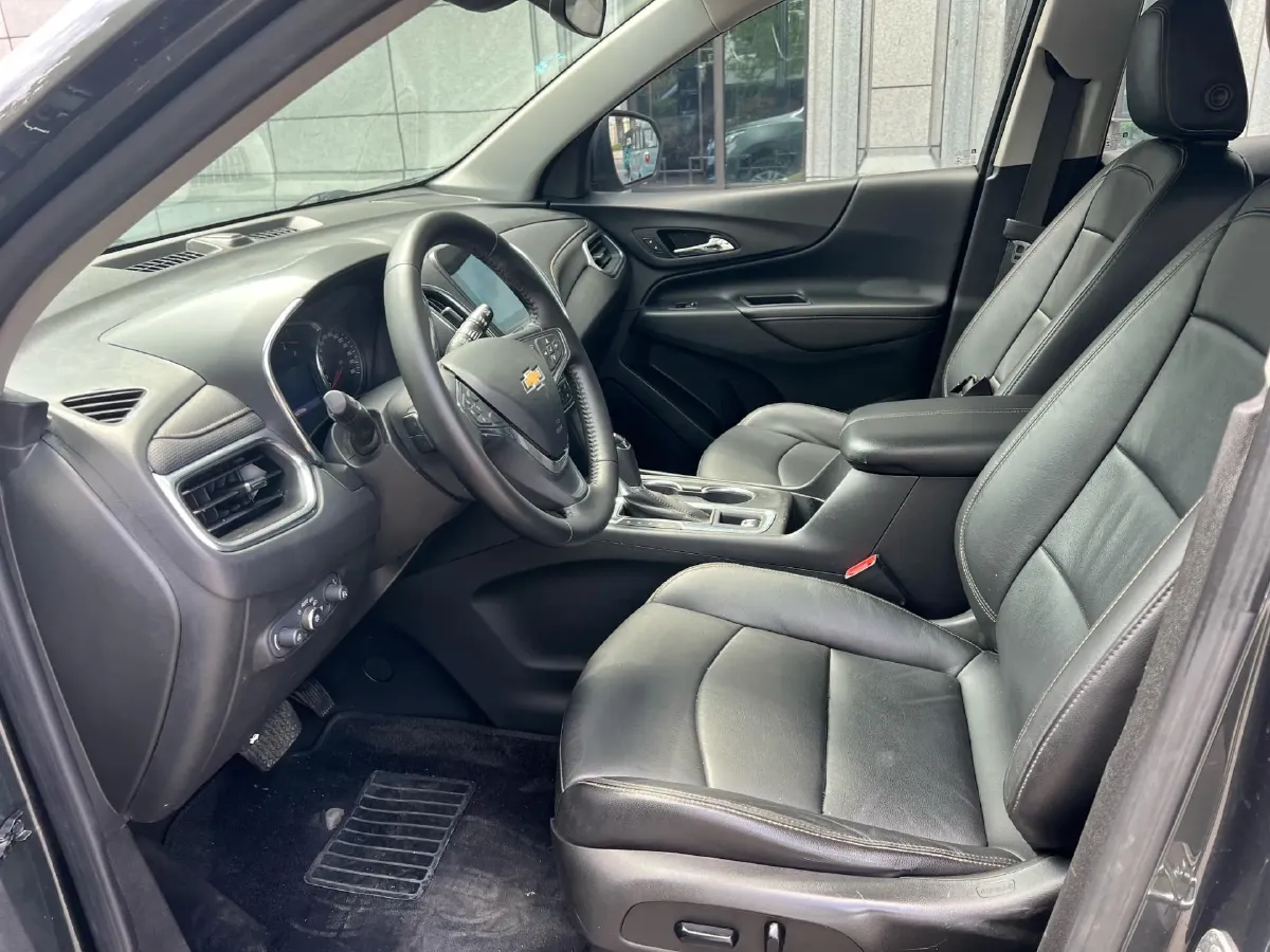 2019 Chevrolet Equinox 1.5T 180HP L4 6AT,autocango,china used car exporter,china ev exporter,chinese used car exporter,chinese used ev exporter