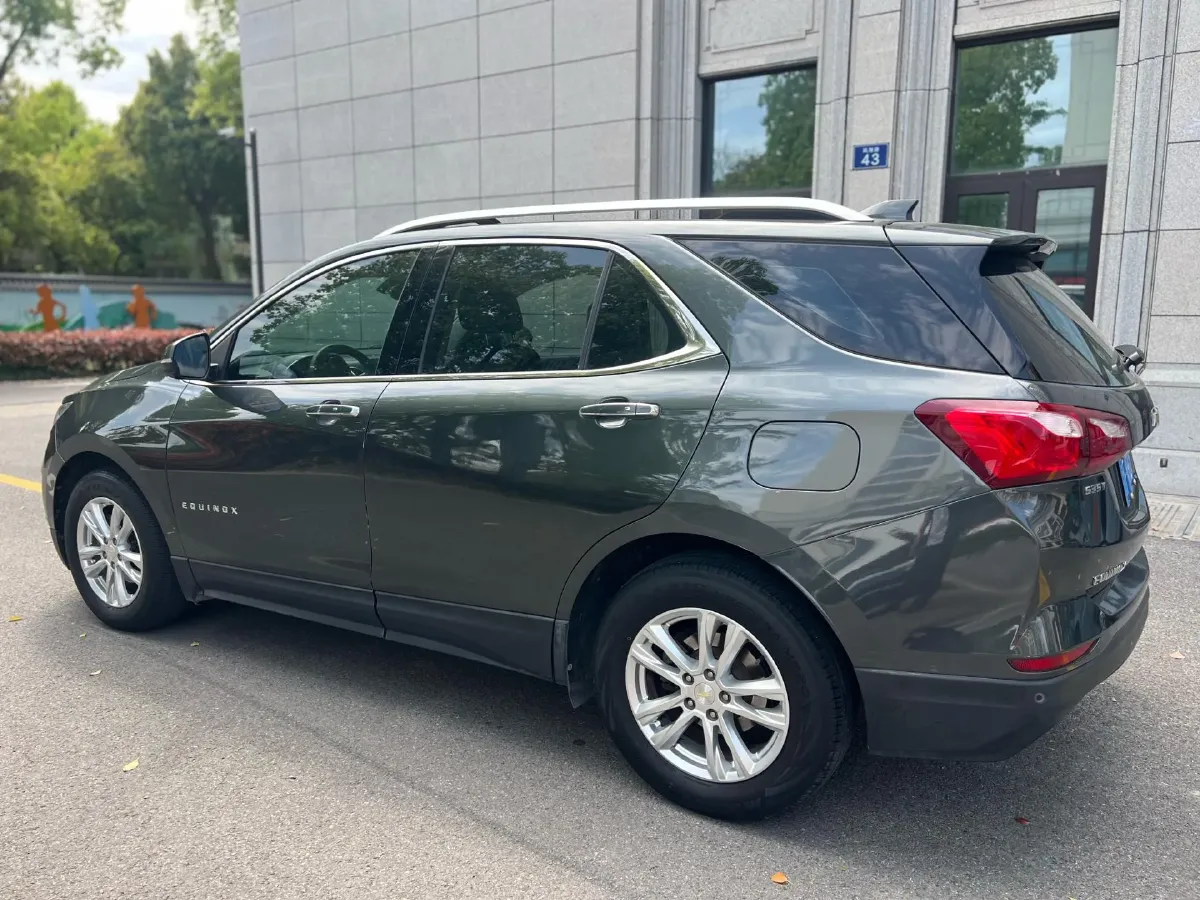 2019 Chevrolet Equinox 1.5T 180HP L4 6AT,autocango,china used car exporter,china ev exporter,chinese used car exporter,chinese used ev exporter