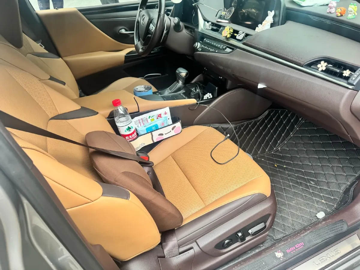 2021 Lexus ES 2.5L 178HP L4 E-CVT Hybrid,autocango,china used car exporter,china ev exporter,chinese used car exporter,chinese used ev exporter