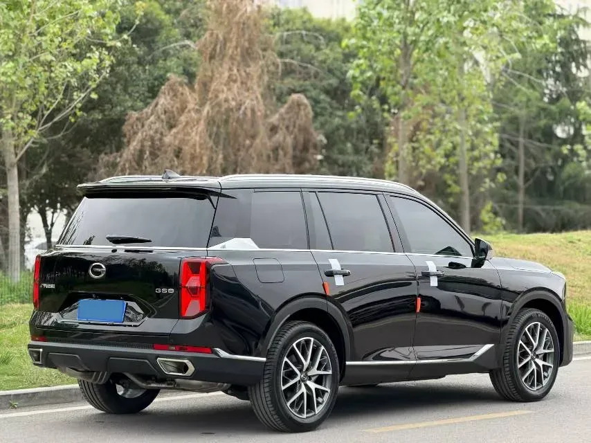 2022 GAC Trumpchi GS8 2.0T 252HP L4 8AT,autocango,china used car exporter,china ev exporter,chinese used car exporter,chinese used ev exporter