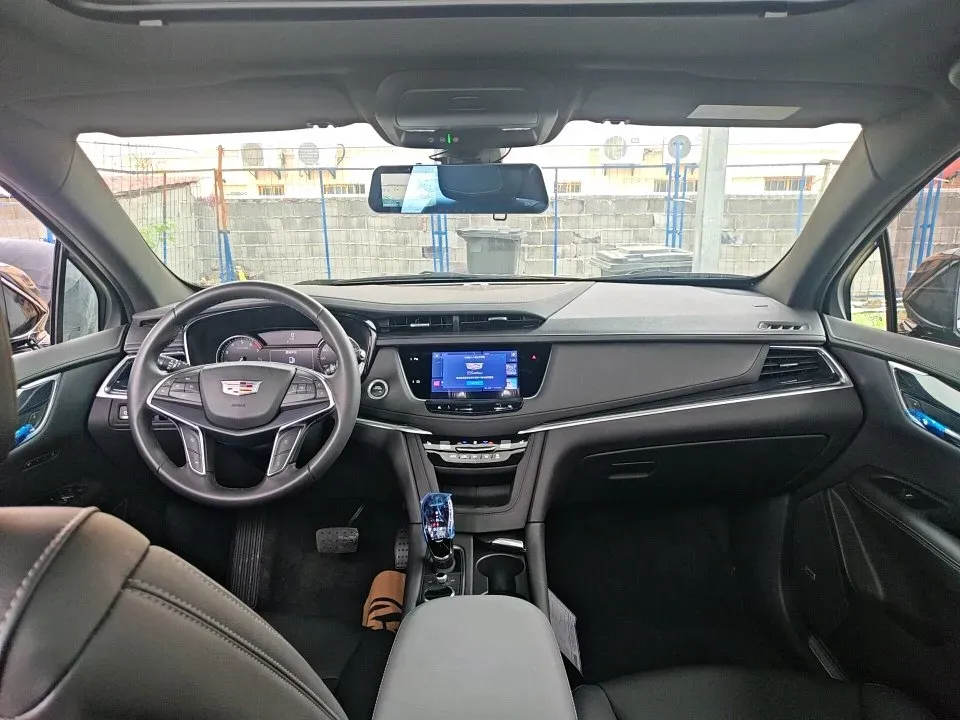 2023 Cadillac XT5 2.0T 237HP L4 9AT,autocango,china used car exporter,china ev exporter,chinese used car exporter,chinese used ev exporter