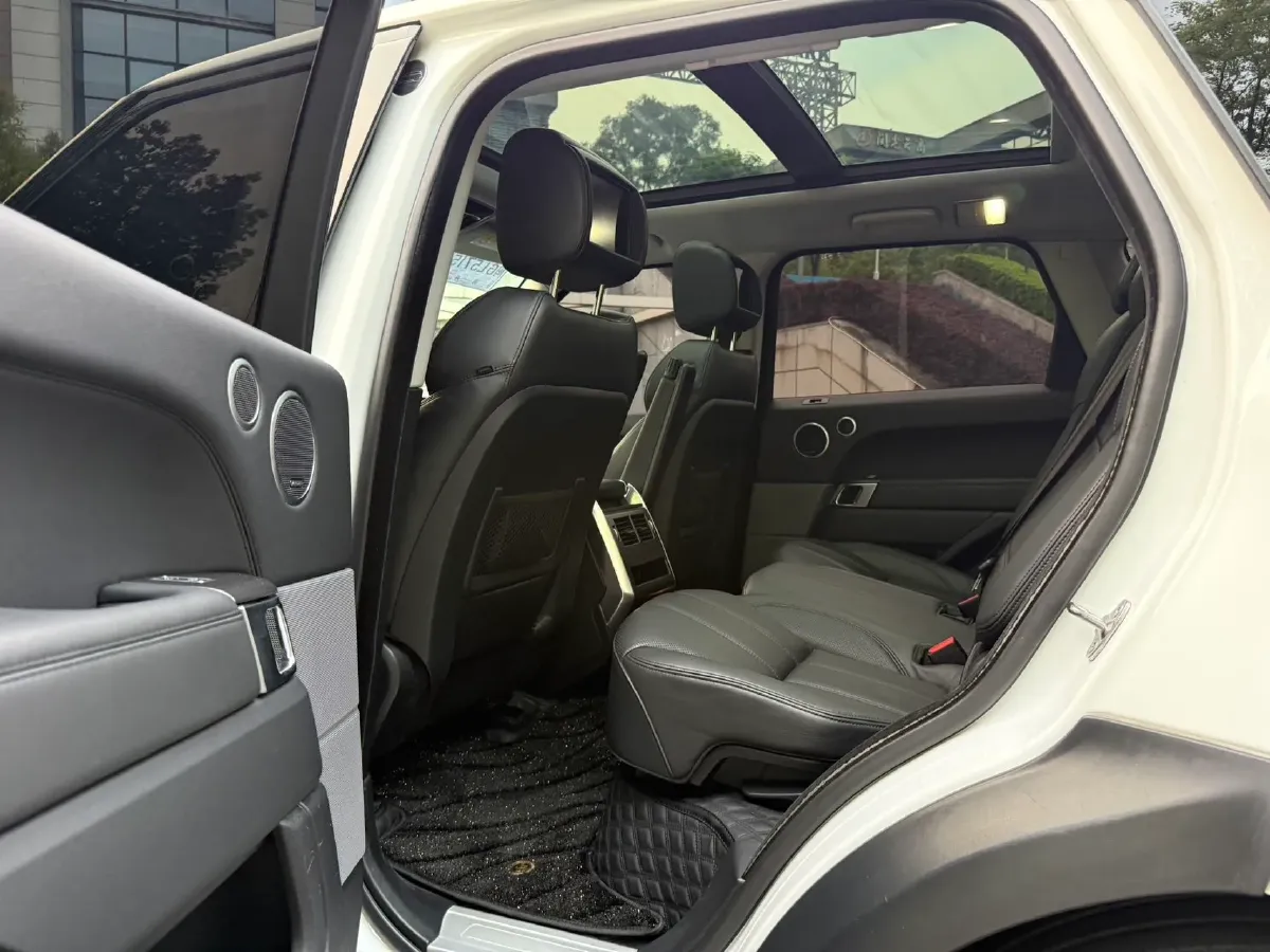 2016 Land Rover Range Rover Sport 3.0T 340HP V6 8AT,autocango,china used car exporter,china ev exporter,chinese used car exporter,chinese used ev exporter