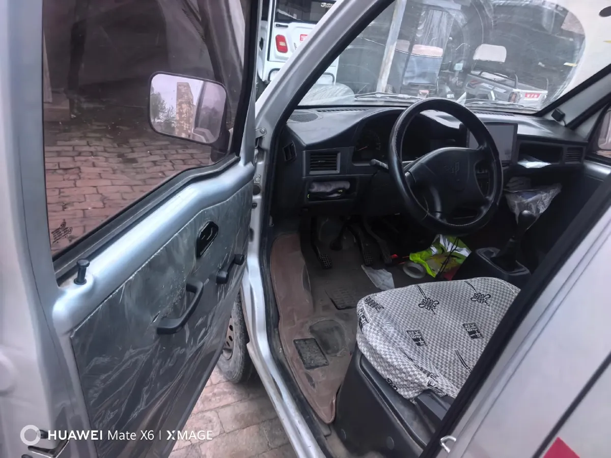 2023 WuLing ZhiGuang 1.5L 102HP L4 5MT,autocango,china used car exporter,china ev exporter,chinese used car exporter,chinese used ev exporter