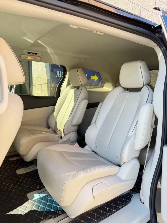 2020 Buick GL8 2.0T 237HP L4 9AT,autocango,china used car exporter,china ev exporter,chinese used car exporter,chinese used ev exporter