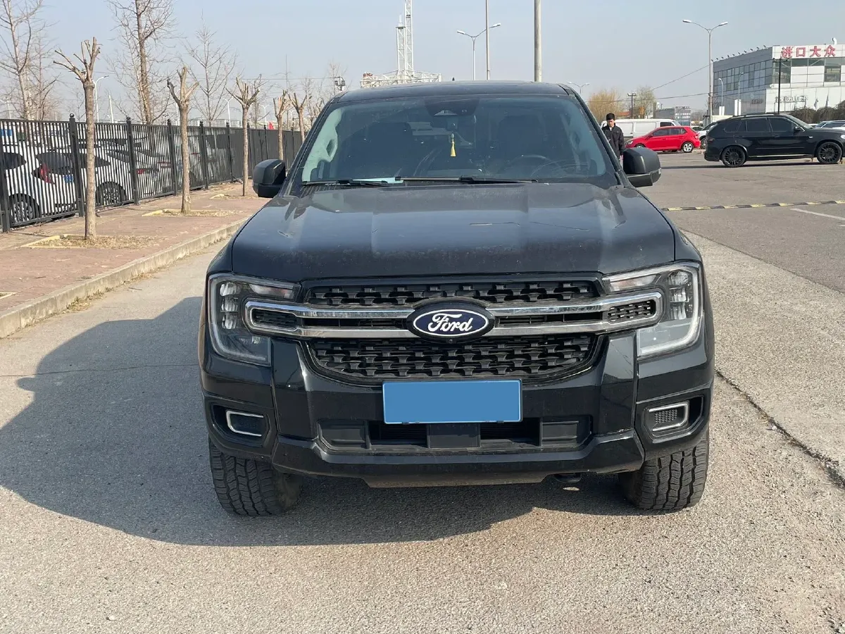 2023 Ford Ranger 2.3T 186HP L4 8AT,autocango,china used car exporter,china ev exporter,chinese used car exporter,chinese used ev exporter