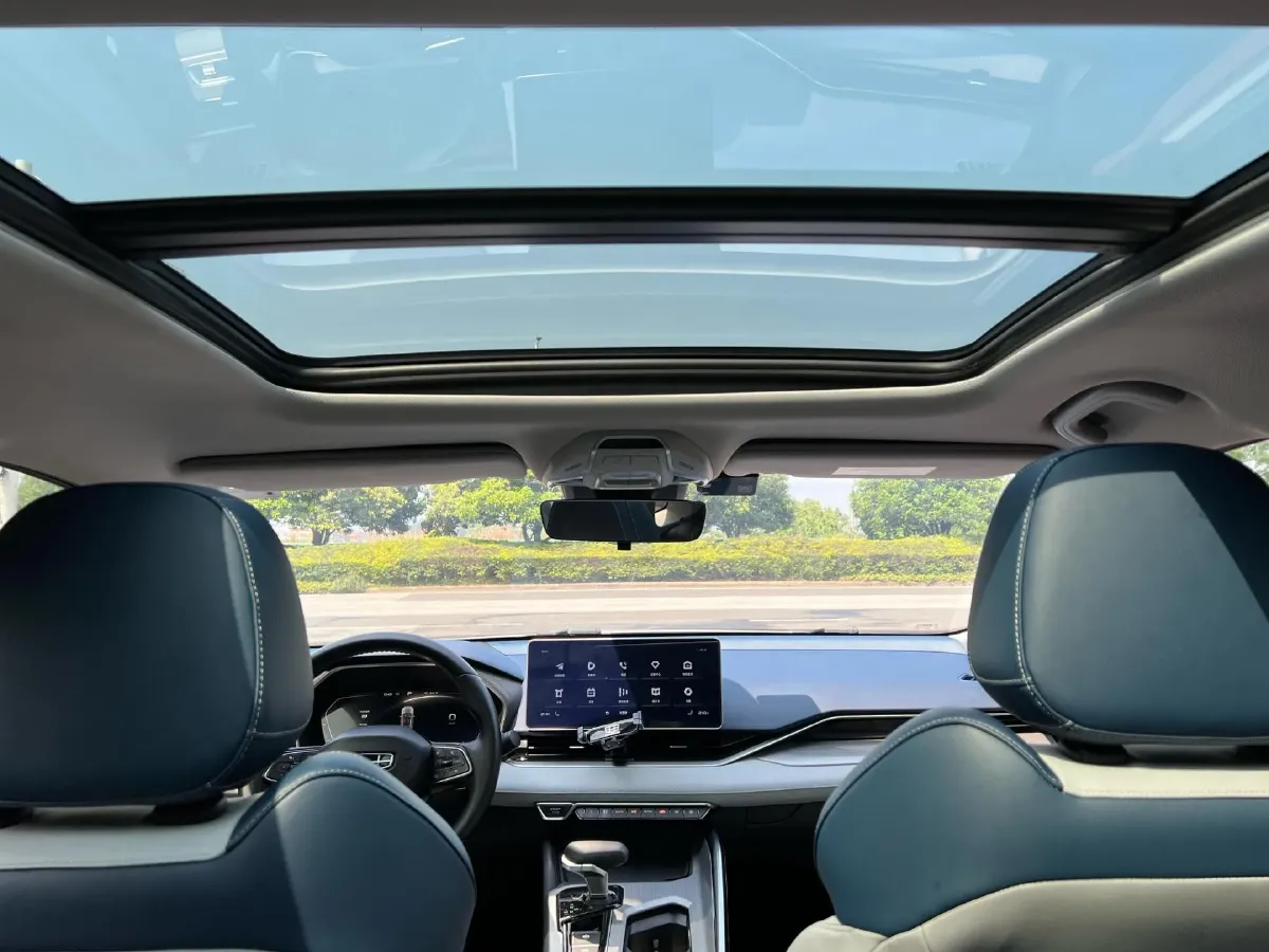 2021 Geely Preface 2.0T 190HP L4 7DCT,autocango,china used car exporter,china ev exporter,chinese used car exporter,chinese used ev exporter