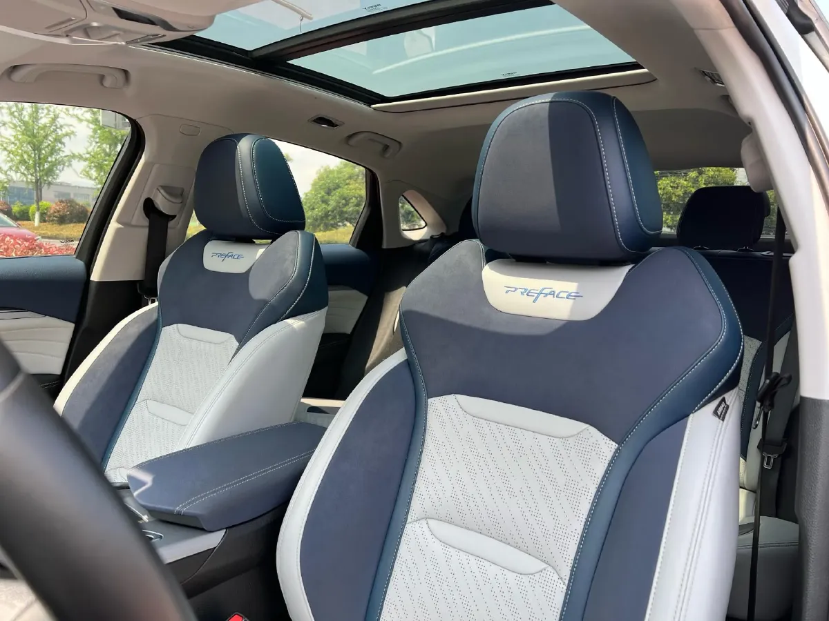 2021 Geely Preface 2.0T 190HP L4 7DCT,autocango,china used car exporter,china ev exporter,chinese used car exporter,chinese used ev exporter