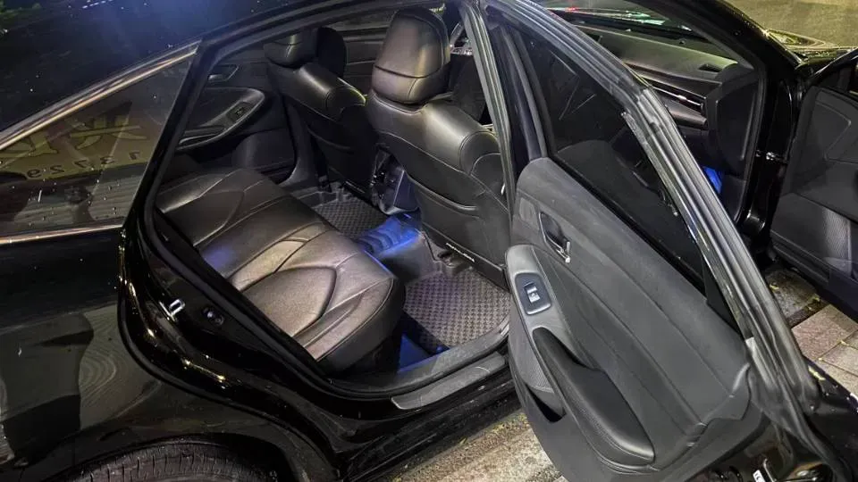 2022 Toyota Avalon 2.5L 178HP L4 E-CVT Hybrid,autocango,china used car exporter,china ev exporter,chinese used car exporter,chinese used ev exporter