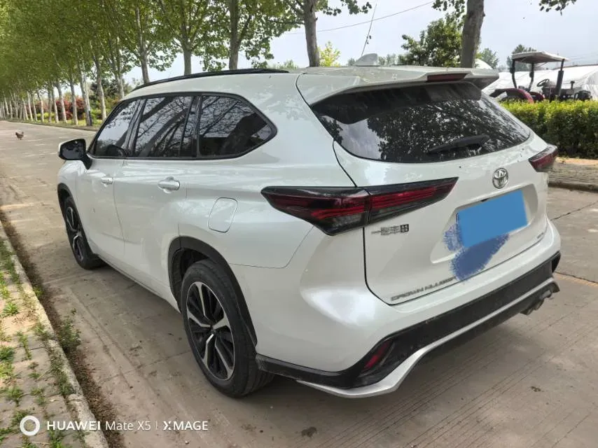 2022 Toyota Crown Kluger 2.0T 248HP L4 8AT,autocango,china used car exporter,china ev exporter,chinese used car exporter,chinese used ev exporter