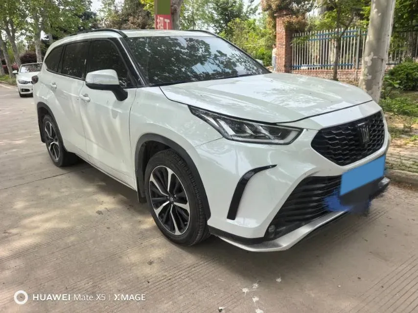 2022 Toyota Crown Kluger 2.0T 248HP L4 8AT,autocango,china used car exporter,china ev exporter,chinese used car exporter,chinese used ev exporter
