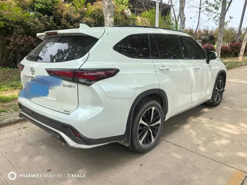 2022 Toyota Crown Kluger 2.0T 248HP L4 8AT,autocango,china used car exporter,china ev exporter,chinese used car exporter,chinese used ev exporter