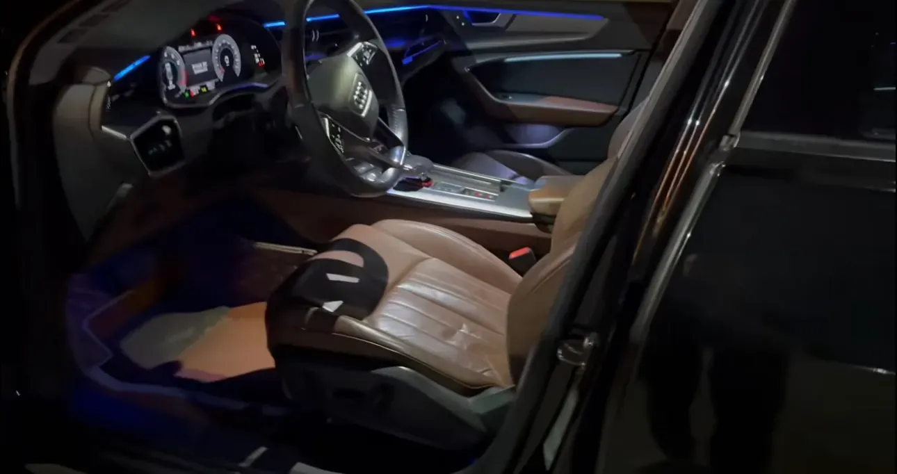 2020 Audi A6L 2.0T 224HP L4 7DCT,autocango,china used car exporter,china ev exporter,chinese used car exporter,chinese used ev exporter