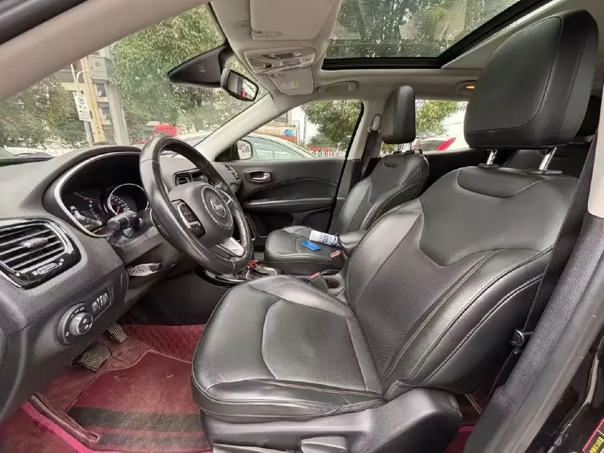 2019 Jeep Compass 1.3T 173HP L4 9AT,autocango,china used car exporter,china ev exporter,chinese used car exporter,chinese used ev exporter