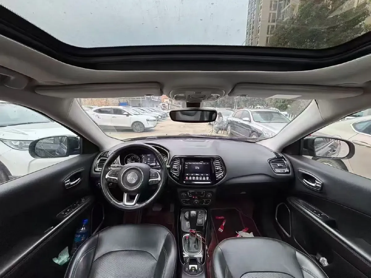 2019 Jeep Compass 1.3T 173HP L4 9AT,autocango,china used car exporter,china ev exporter,chinese used car exporter,chinese used ev exporter