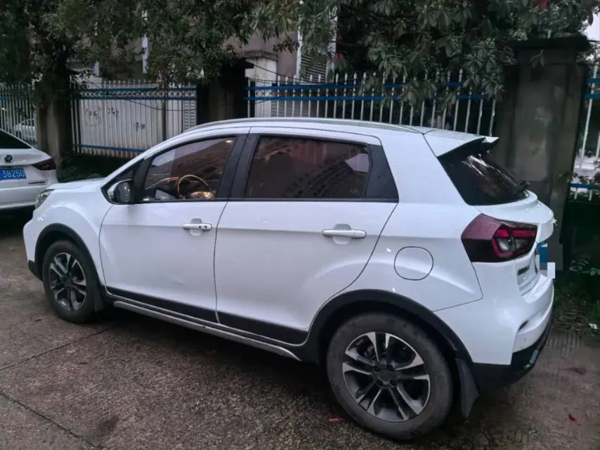 2020 Geely Vision X3 1.5L 109HP L4 CVT,autocango,china used car exporter,china ev exporter,chinese used car exporter,chinese used ev exporter