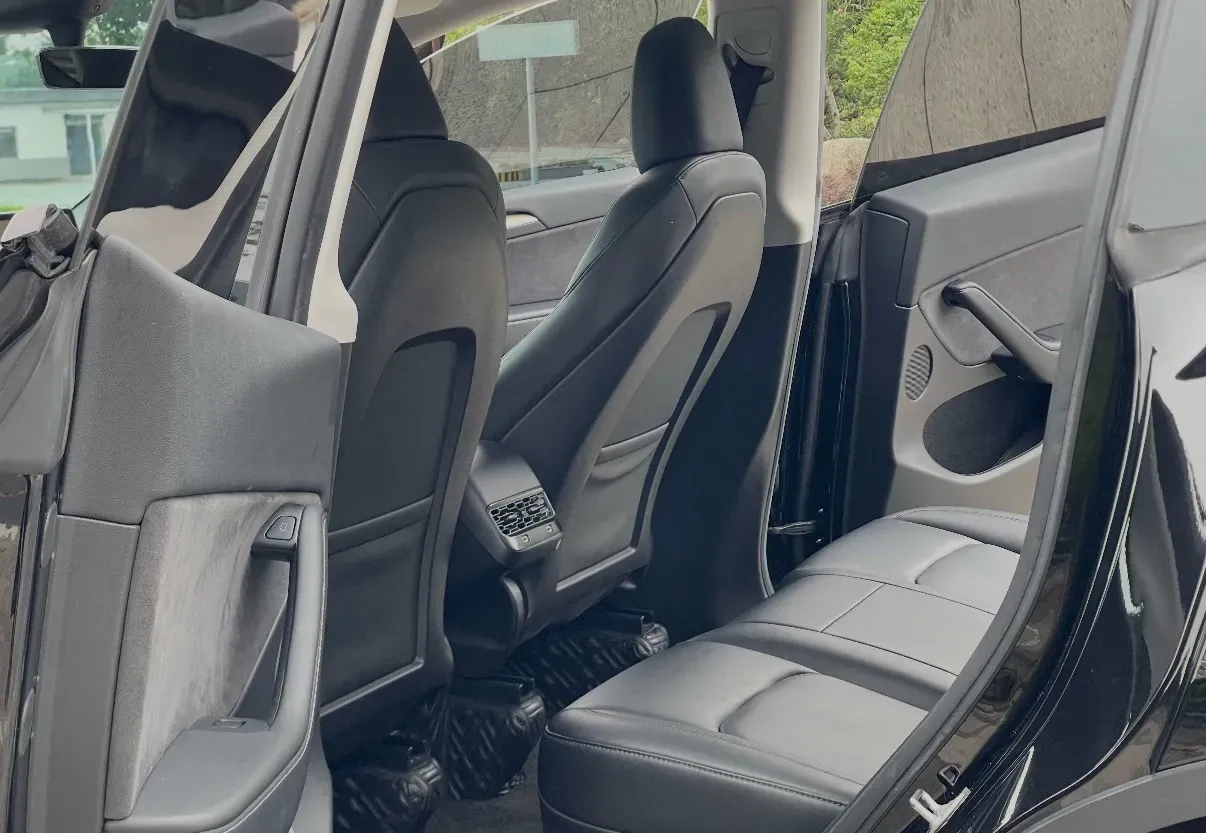 2022 Tesla Model Y BEV 60KWH,autocango,china used car exporter,china ev exporter,chinese used car exporter,chinese used ev exporter