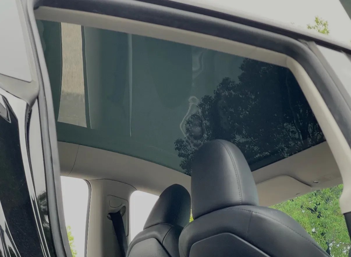 2022 Tesla Model Y BEV 60KWH,autocango,china used car exporter,china ev exporter,chinese used car exporter,chinese used ev exporter