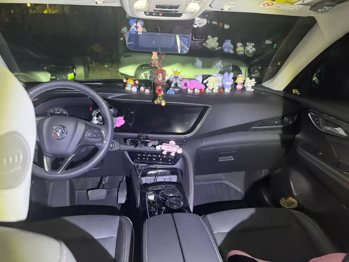 2023 Buick EnvisionPlus 2.0T 237HP L4 9AT,autocango,china used car exporter,china ev exporter,chinese used car exporter,chinese used ev exporter