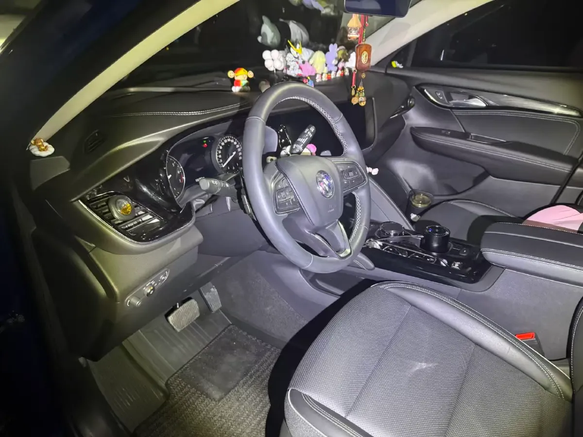 2023 Buick EnvisionPlus 2.0T 237HP L4 9AT,autocango,china used car exporter,china ev exporter,chinese used car exporter,chinese used ev exporter