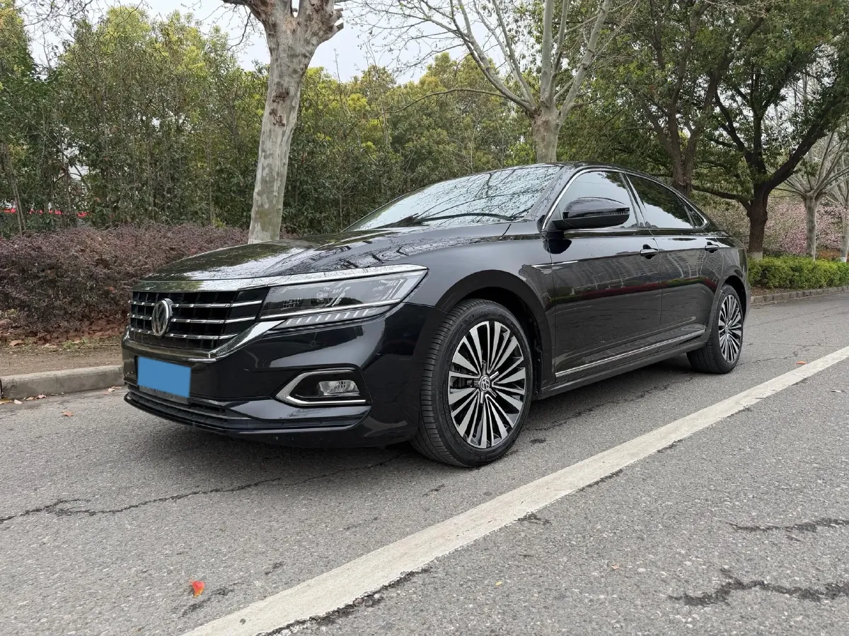 2019 Volvo V40 1.5T 152HP L4 6AT,autocango,china used car exporter,china ev exporter,chinese used car exporter,chinese used ev exporter