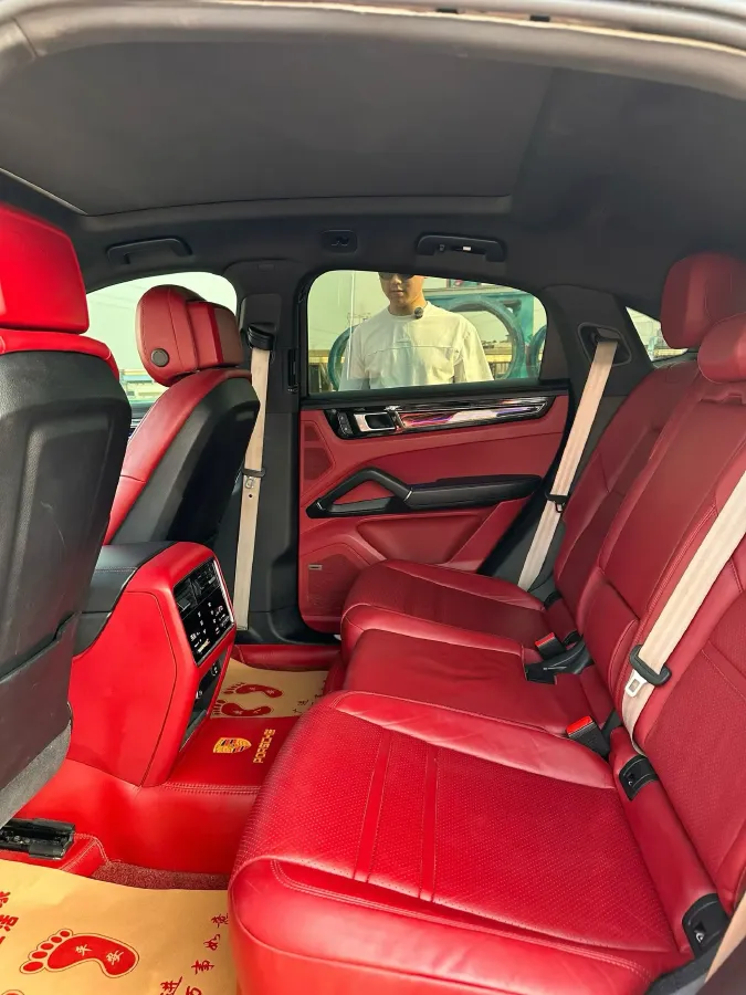 2023 Porsche Cayenne 3.0T 340HP V6 8AT,autocango,china used car exporter,china ev exporter,chinese used car exporter,chinese used ev exporter