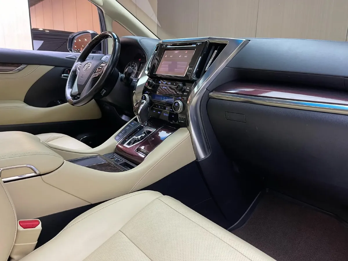 2018 Toyota Alphard 3.5L 301HP V6 8AT,autocango,china used car exporter,china ev exporter,chinese used car exporter,chinese used ev exporter