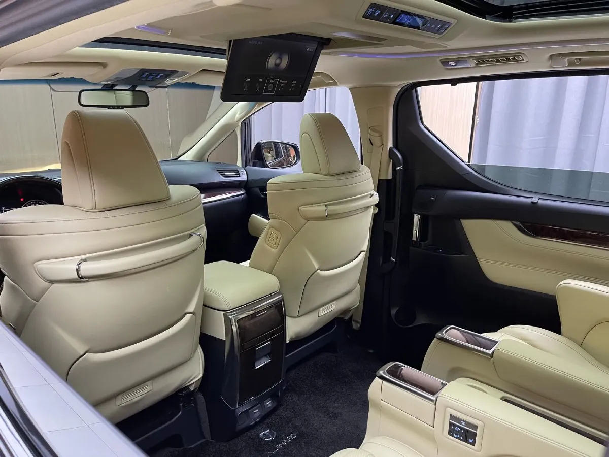 2018 Toyota Alphard 3.5L 301HP V6 8AT,autocango,china used car exporter,china ev exporter,chinese used car exporter,chinese used ev exporter