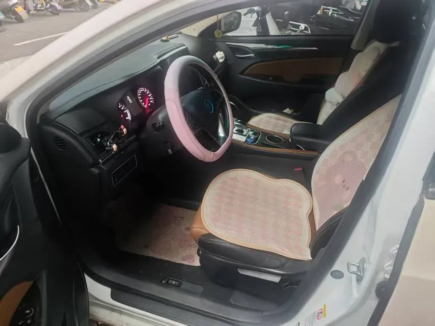 2017 BYD Qin 1.5T 154HP L4 6DCT PHEV 15.2KWH,autocango,china used car exporter,china ev exporter,chinese used car exporter,chinese used ev exporter