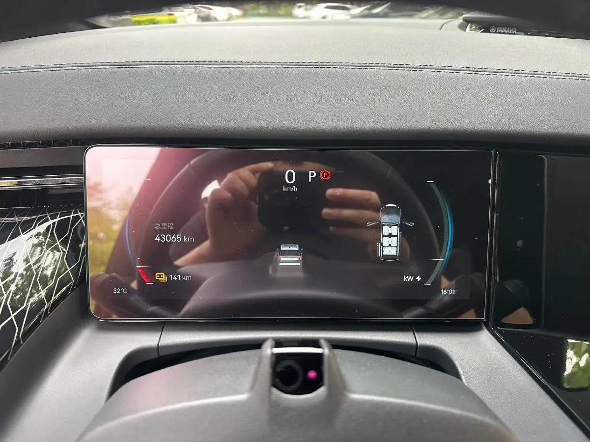 2024 Zeekr 009 BEV 140KWH,autocango,china used car exporter,china ev exporter,chinese used car exporter,chinese used ev exporter