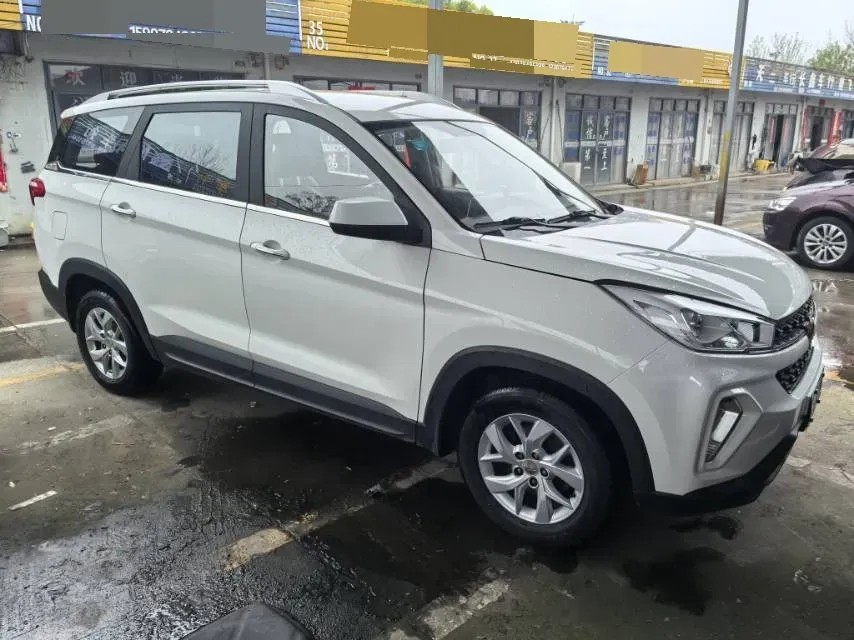 2019 WuLing HongGuang S3 1.5L 99HP L4 6MT,autocango,china used car exporter,china ev exporter,chinese used car exporter,chinese used ev exporter